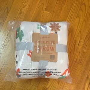Berkshire Holiday Decorative Throw - White and Green